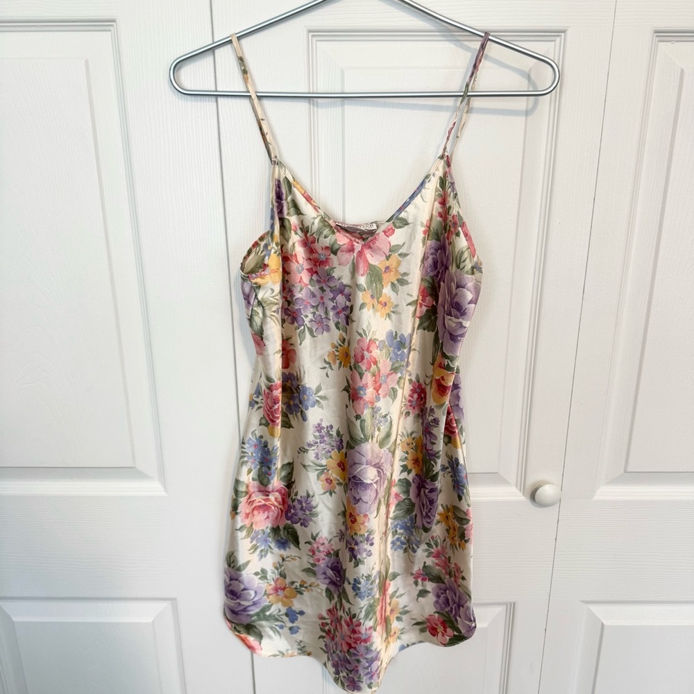 Vintage 90’s Laura Tyler at home Floral Satin Slip Dress MEDIUM